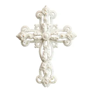 Adorno de cruz blanca brillante antigua para decoración de árbol de Navidad vintage.