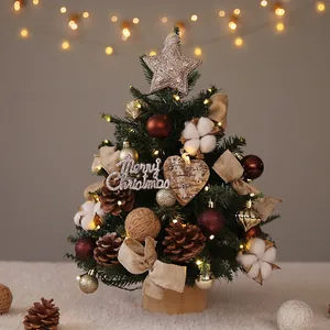 Set de árbol de Navidad de escritorio DIY con luces LED y adornos rústicos