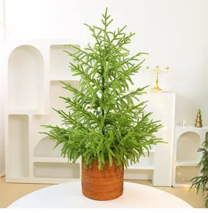 Sapin de Noël artificiel réaliste Norfolk Pine dans un panier pour décoration de table