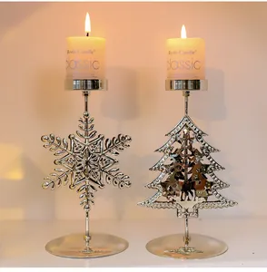 Elegante Kerzenständer aus Silbermetall in Schneeflocken- und Weihnachtsbaumform
