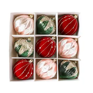 Set de 9 bolas de Navidad pintadas de 8cm en rojo verde y rosa de lujo festivo
