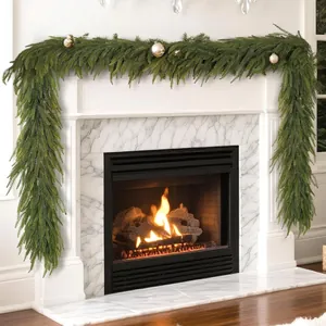 Guirlande de Noël Artificielle en Pin de Norfolk Rotin en Plastique Souple PE Réaliste pour Cheminée Escaliers Table Décoration de Fête à la Maison