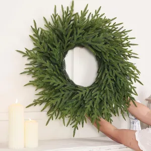 Couronne de Noël en Pin de Norfolk 13 Fourches Matériau PE Real Touch Décoration de Porte d'Entrée Hivernale Maison