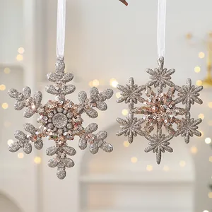 Elegante champagnergoldene Glitzer-Schneeflocken-Ornamente mit Pailletten für Weihnachtsbaum