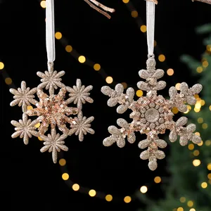 Elegante champagnergoldene Glitzer-Schneeflocken-Anhänger für den Weihnachtsbaum