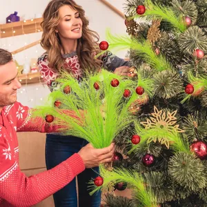 Weihnachten Grüne Elfen Zweige Dekostäbe Kunststoff Künstliche Feder Picks Mit Roten Glitzerkugeln Für Feiertags Party Baum Kranz DIY Deko
