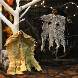 Décorations de fantômes suspendus d'Halloween avec squelette et chaînes pour fête