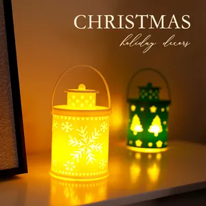 Nordische dekorative LED-Weihnachtslaternen mit Ausschnitten für die Feiertage zu Hause
