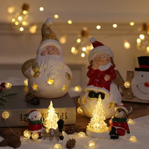Figurines de Père Noël et de bonhomme de neige de Noël avec lumières LED chaudes