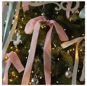 Elegante fiocco in velluto rosa per decorazione dell'albero di Natale fai-da-te