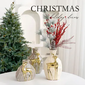 Elegantes Weihnachts-Keramik-Vasenset mit goldenen Rentieren für festliche Tischdekoration