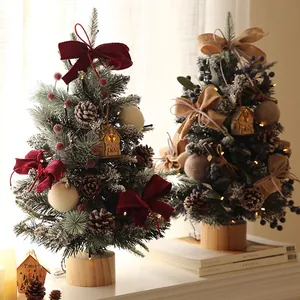 Mini alberi di Natale in PE illuminati con fiocchi di neve e decorazioni rustiche