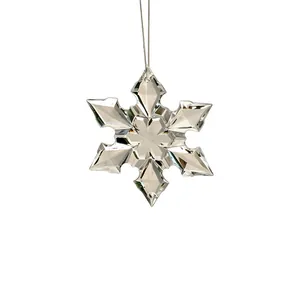 Elegante heldere kristallen sneeuwvlok hanger voor kerstboomdecoratie en bruiloften