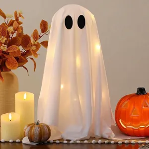 Decorazioni di Fantasmi Luminosi di Halloween Con Luci a Corda LED Funzionamento a Batteria Ornamenti in Tessuto di Raso Bianco per Festa in Casa