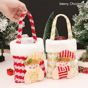 Kerstmis Cadeauzakjes 3D Cartoon Kerstman Sneeuwpop Rendier Handheld Snoep Appel Verpakkingszakjes Feestelijke Feestartikelen Cadeauzakje met Trekkoord