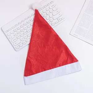 Cappello di Babbo Natale classico rosso e bianco in peluche per decorazioni natalizie