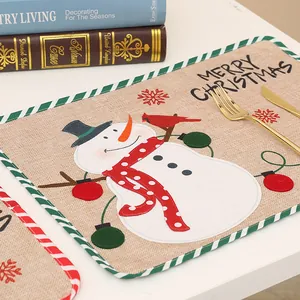 Feestelijke kerstplacemat van jute met sneeuwpopontwerp en Merry Christmas-tekst