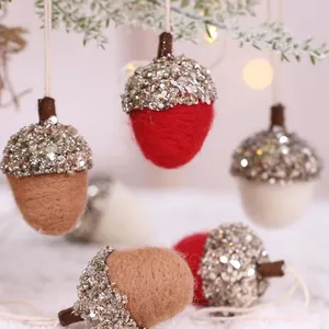 Décorations de Noël en forme de gland en feutre avec paillettes pour sapin festif