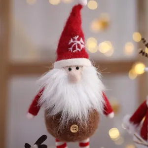 Ornamento natalizio fatto a mano in peluche a forma di gnomo Babbo Natale rosso