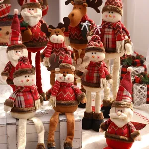 Set decorativo di pupazzi natalizi in peluche con Babbo Natale, renna e pupazzo di neve