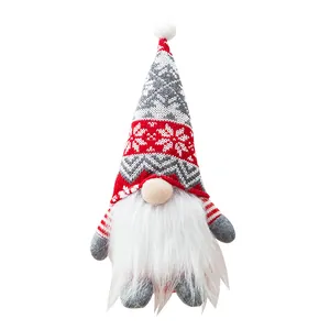 Weihnachtswichtel Plüschpuppe mit rot-grauer Strickmütze für die Feiertagsdekoration
