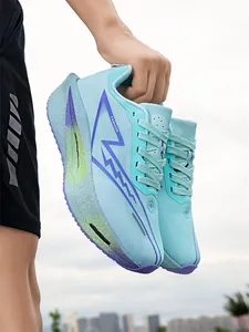 Chaussures de course légères et respirantes en bleu menthe avec semelle dégradée