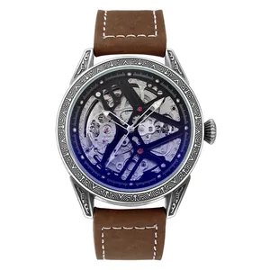 Vue détaillée de la montre automatique vintage Shenhua avec bracelet en cuir marron
