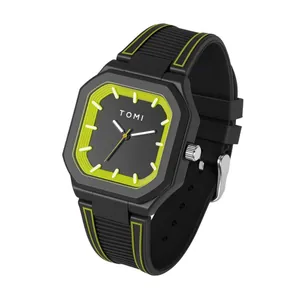 Montre à quartz carrée TOMI avec bracelet en silicone noir et touches vert néon