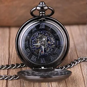 Orologio da taschino meccanico vintage nero con quadrante scheletrato e numeri romani