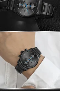 Macro-weergave van WWOOR zwart roestvrijstalen quartz chronograaf horloge voor heren.