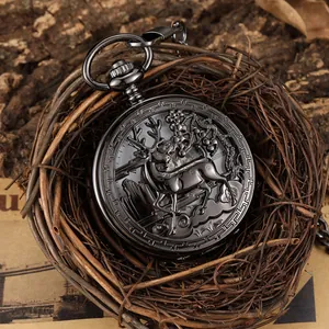 Montre à gousset mécanique vintage avec couvercle gravé d'un cerf et de fleurs