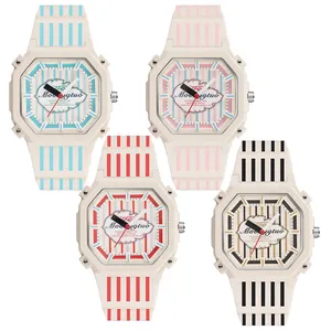 Orologi da donna alla moda con quadrante ottagonale e cinturini a righe colorate