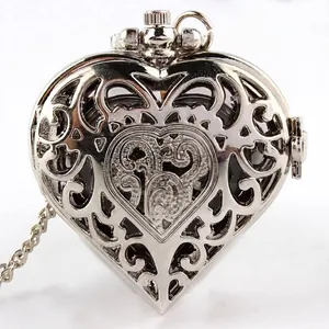 Vintage Hartvorm Uitgehold Zakhorloge Voor Vrouwen Legering Kwartsuurwerk Analoog Hanger Ketting Horloge Retro Snijwerk Decoratief Cadeau