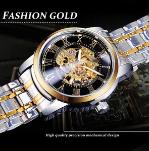 Primo piano dell'orologio scheletrato Forsining con cinturino oro e argento