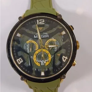 Reloj de cuarzo cronógrafo MEGIR para hombre con correa de silicona verde militar