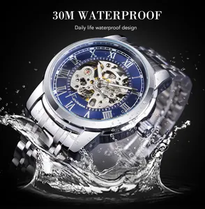 Vista dettagliata dell'orologio meccanico scheletrato T-Winner, impermeabile 30m.