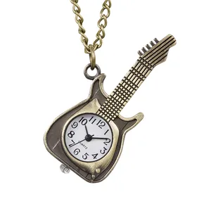Vintage Taschenuhr in Gitarrenform aus Bronze mit präzisem Quarzwerk und langer Kette