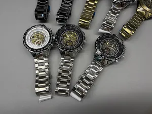 Detalle de relojes mecánicos automáticos tipo esqueleto para hombre con acero.