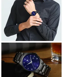Detailansicht der WWOOR 8830 Herren Quarzuhr mit blauem römischem Zifferblatt