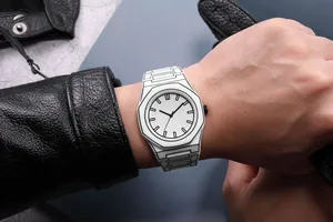 Reloj de cuarzo para hombre moderno con diseño único de dibujos animados en 2D en blanco y negro