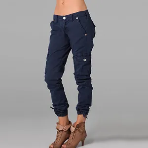 Pantaloni cargo slim fit blu scuro da donna con tasche multiple e lacci alla caviglia