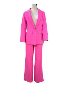 Tailleur deux pièces rose vif élégant pour femme avec blazer et pantalon de costume