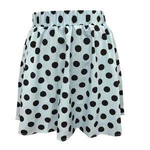 Mini-jupe évasée bleu clair à gros pois noirs avec taille élastique confortable