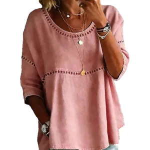 Lässiges Damen-Oberteil mit Rundhalsausschnitt und Lochmuster aus Leinenimitat in Rosa