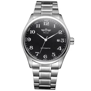 Detailaufnahme der T-WINNER Automatik-Herrenuhr mit schwarzem, strukturiertem Zifferblatt