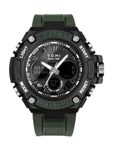 Vue détaillée du cadran de la montre de sport TOMI et du bracelet vert olive