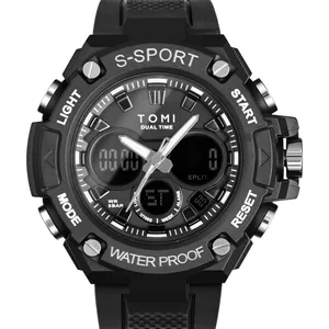 Montre de sport noire robuste pour homme avec double mouvement et affichage lumineux
