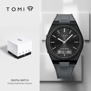 Gros plan de la montre de sport TOMI pour hommes avec bracelet gris et boîte cadeau
