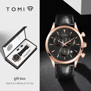 Σετ ανδρικό ρολόι TOMI με μαύρο δερμάτινο λουράκι, μανικετόκουμπα και κλιπ γραβάτας.