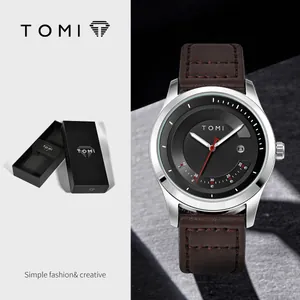 Elegante TOMI Modeuhr mit braunem Lederarmband und schwarzem Zifferblatt mit Datum